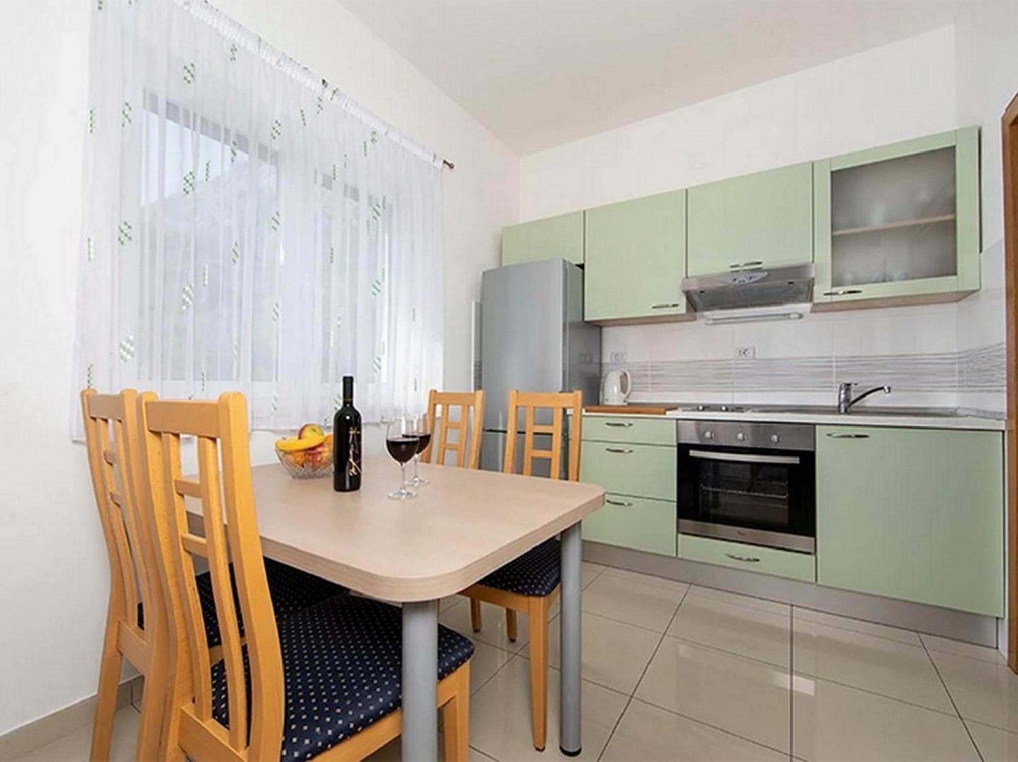 Apartments By The Sea Igrane, Makarska - 17292 المظهر الخارجي الصورة